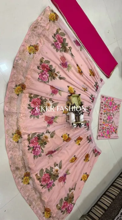 Georgette%20Embroidered%20Lehenga%20-%20Image%206