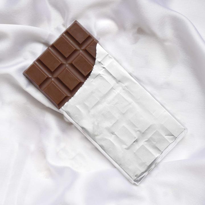 Katha%20Chocolates%20FROZEN%20(Elsa%20&%20Anna)%20Gift%20Bar,%20Happy%20Birthday%20Janmdin%20Perfect%20Present%20for%20princess%20daughter,%20niece,%20granddaughter(100g%20Bar)%20(FROM%20INDIA%20SAB)%20-%20Image%202