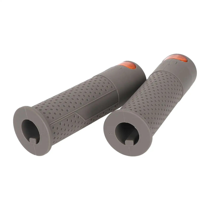 Scooter%20Hand%20Bar%20Grips%20with%20Turn%20Signal%20Light%20Handlebar%20for%20/%20E-Scooters%20Handle%20with%20Slot%20Grip%20Gray%20-%20Image%205