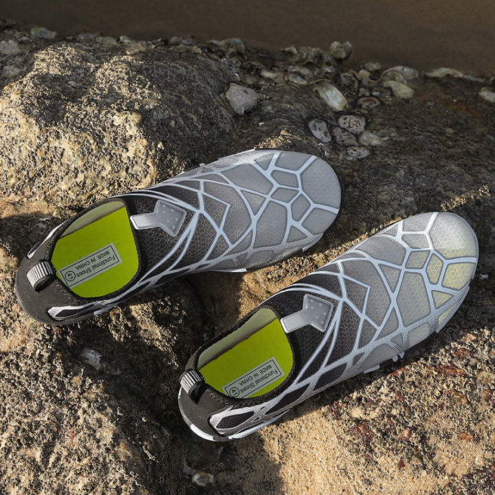 Summer%20New%20Five-Finger%20Hiking%20Wading%20Cross-Border%20Outdoor%20Non-Slip%20Upstream%20Shoes%20Couple%20Beach%20Diving%20Snorkeling%20Swimming%20Shoes%20-%20Image%206