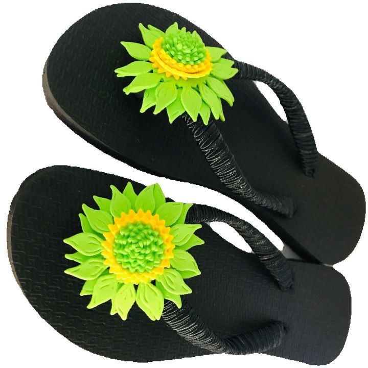Slippers for Ladies - Flower Designs new design rubber slippers for Ladies Size 5,6,7