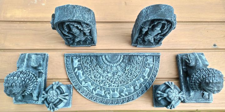 Moonstone%20/%20Lion%202%20Pieces%20/%20Muragala%202%20Pieces%20/%20Punkalasa%202%20Pieces%20/%20Sacrificial%20items%20set%20Cement%20-%20Image%207