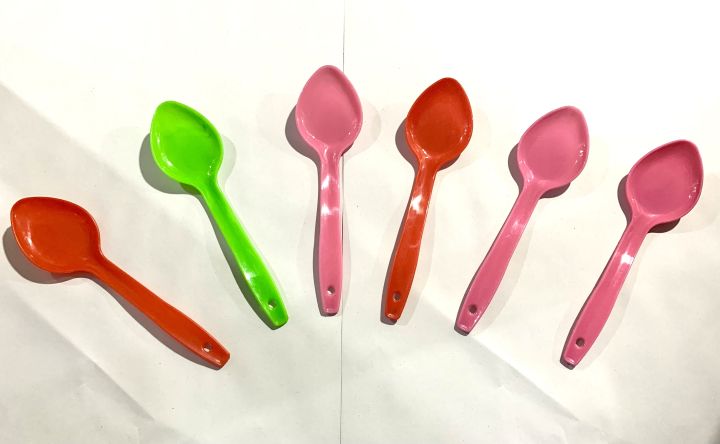 06 Pcs Plastic Curry spoons set For Kitchen plastic spoons Food grade plastic made spoons High Guaged High Quality Spoons set Kitchen spoons set cooking serving spoon Heat Resistant plastic spoon Lightweight colorful spoons