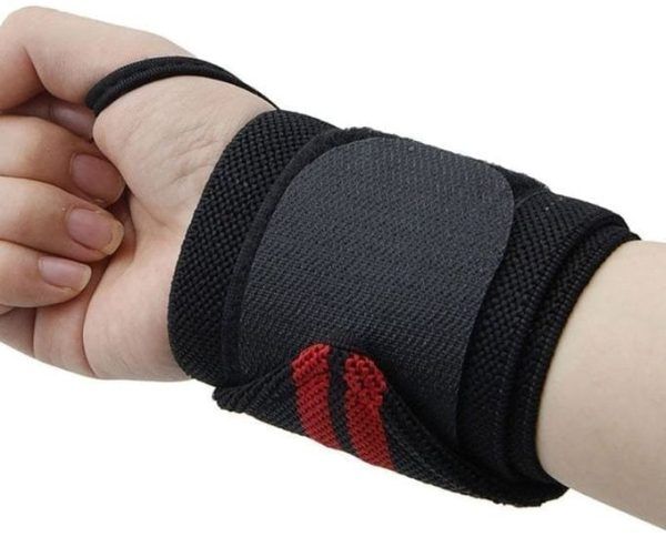 Weight%20Lifting%20Wrist%20Wraps%20for%20Wrist%20Support%20%E2%80%93%20Gym%20Wrist%20Wraps%20%E2%80%93%20Black/%20Red%20-%20Image%202