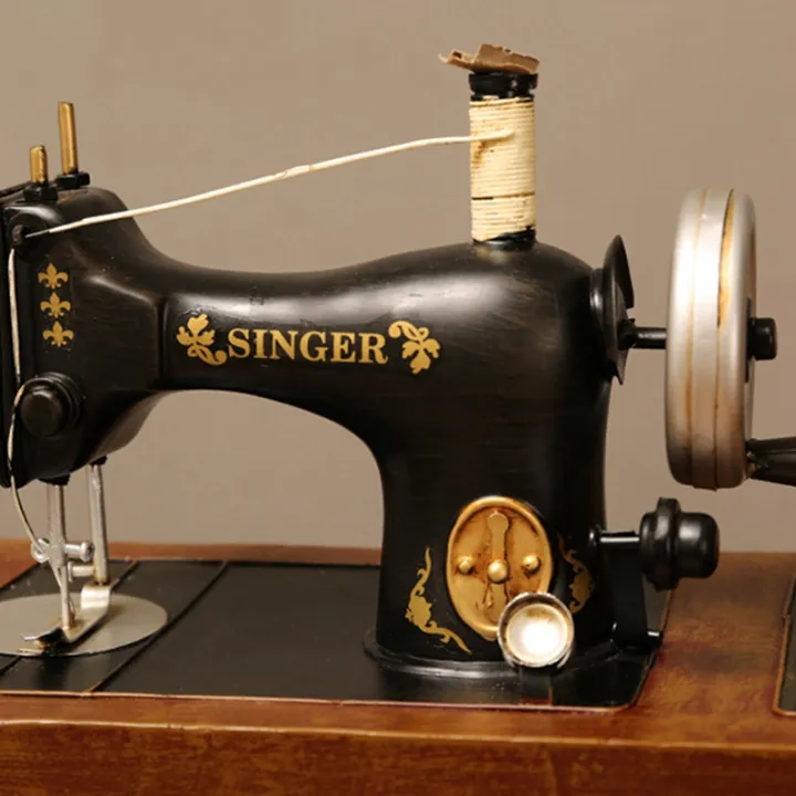 Vintage%20Iron%20Sewing%20Machine%20Model%20Clothing%20Shop%20Window%20Ornaments%20Old%20Object%20Decoration%20Creative%20Crafts%20-%20Image%207