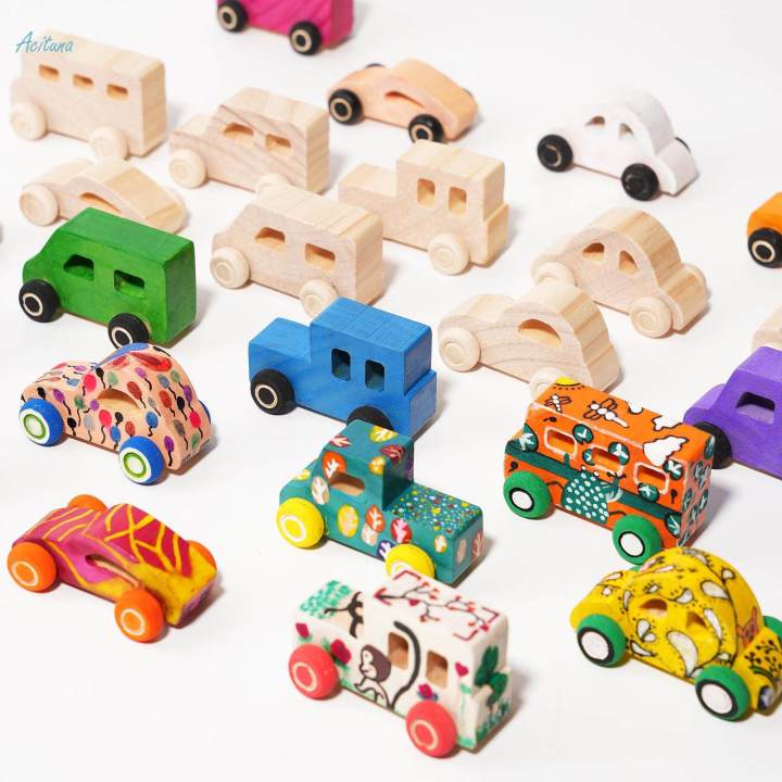 8 Pieces Wooden Mini Car DIY Painting Hand Eye Coordination Montessori Arts and Crafts