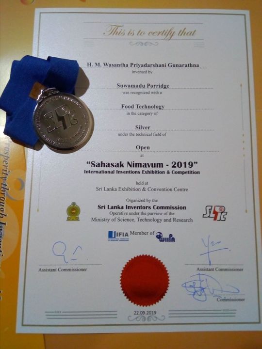 Suwamadu%20Porridge/WATER%20LILY%20PORRIDGE%20%5BOlu%20rice%20porridge%5D%20Olu%20hal%20kanda%20...%20-%20Image%206