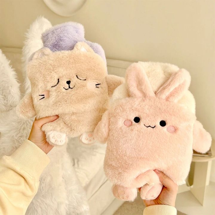 Kawaii%20Insulating%20Hot%20Water%20Bottle%20Cute%20Plush%20Rubber%20Hand%20Foot%20Belly%20Warmer%20Explosion-proof%20Hot%20Water%20Bag%20For%20Women%20Period%20Pain%20-%20Image%204
