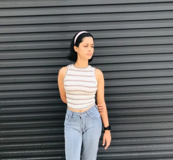 Nessie%20Black%20Essence%20Stripe%20Sleeveless%20Crop%20Top%20T-shirt%20-%20Image%206