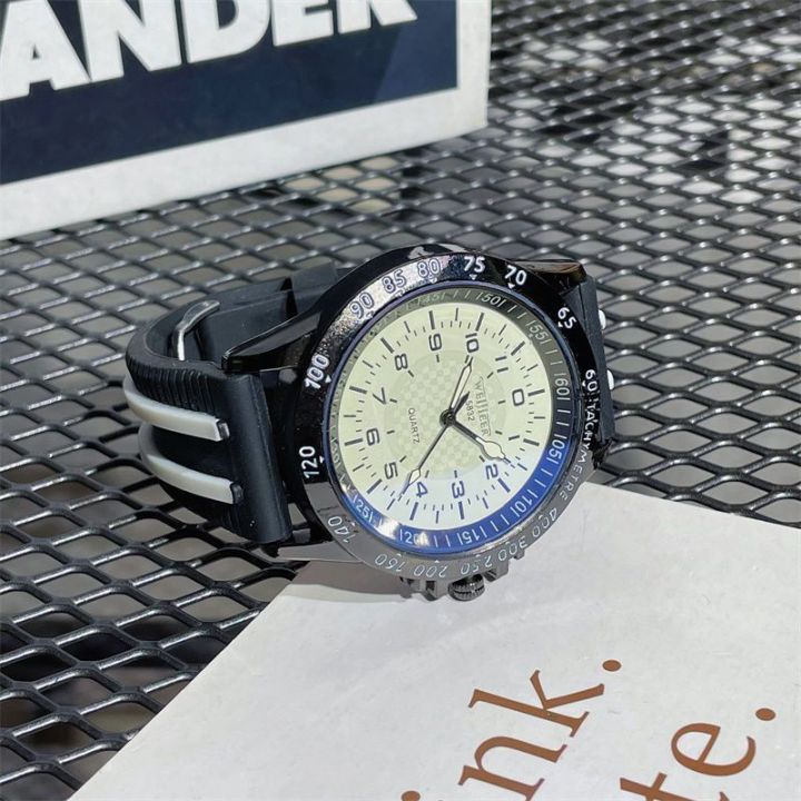American%20Retro%20Large%20Dial%20Silicone%20Watch%20High%20Street%20Hip%20Hop%20hiphop%20Handsome%20and%20Cool%20Teen%20High%20School%20Student%20-%20Image%204