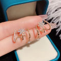 1 Pair Ear Studs Claw 3 Rows Elegant Temperament Golden Gift Hypoallergenic Bling Rhinestone Star Women Earrings Fashion Jewelry. 