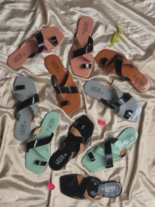 flat shoes / women's flat sandals / ladies foot ware / style shoes / flip flop / slippers / girls quality flat casual sandals