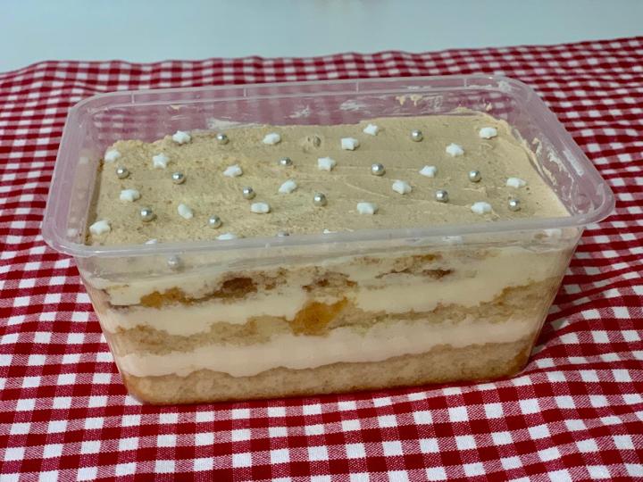 box%20vanilla%20cake/%20lunch%20box%20vanilla%20cake%20/%20Bento%20vanilla%20cake%20-%20Image%204