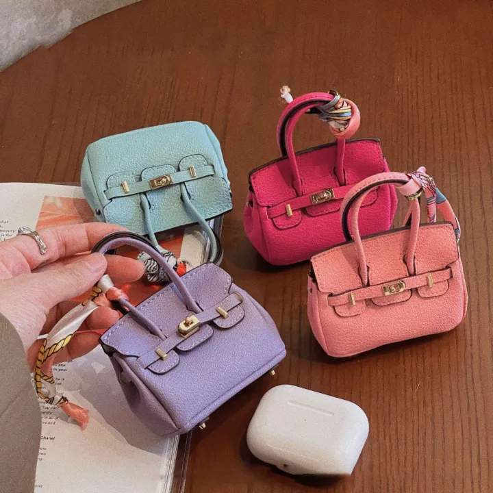 New%20Creative%20Mini%20Earphone%20Bag%20Leather%20Mini%20Platinum%20Bag%20Mini%20Bag%20Earphone%20Case%20Kawaii%20with%20Lanyard%20Key%20Chain%20for%20Apple%20Airpods%20Pendant%20Accessory%20-%20Image%206