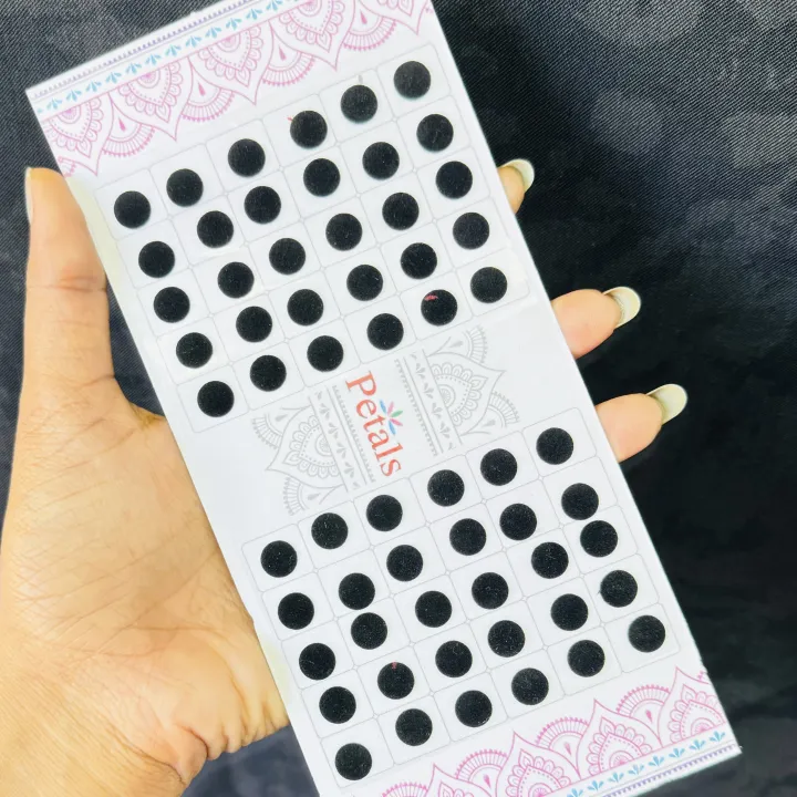 ESH%20Black%20color%20Simple%20Plain%20small%20Round%20Pottu%20Forehead,%20%20Kumkum%20Self-Adhesive%20Sticker%20Bindi%20card%20For%20Women%20-%20Image%202