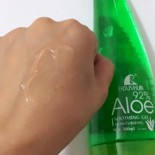 Roushun%2092%25%20Aloe%20Vera%20Soothing%20&%20Moisture%20Gel%20300ml%20%7C%20Hydrating%20&%20Refreshing%20Face%20&%20Body%20Gel%20%7C%20Natural%20Skin%20&%20Hair%20Moisturizer%20%7C%20Calms%20Sunburn,%20Acne%20&%20Irritation%20%7C%20Non-Sticky,%20Fast%20Absorbing,%20For%20All%20Skin%20Types%20%7C%20Cooling%20Aloe%20Vera%20Gel%20for%20Daily%20Use%20-%20Image%208
