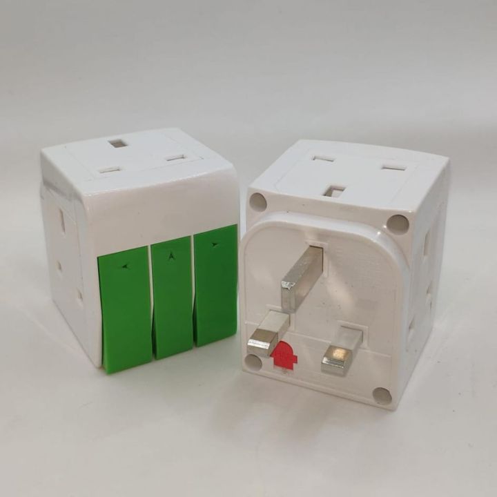 13A%20Fused%20Switched%20Adapter%203%20Way%20-%20733937%20-%20Image%205