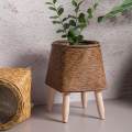 Plant Basket with Stand Basket Planter Modern Stable Rustic Display Flower Pot Wooden Standing Legs for Cafe Bar Dining Room Apartment Decor. 