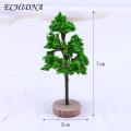 Mixed sizes of natural green model trees, choose the size that suits you Artificial trees for DIY landscaping accessories. 