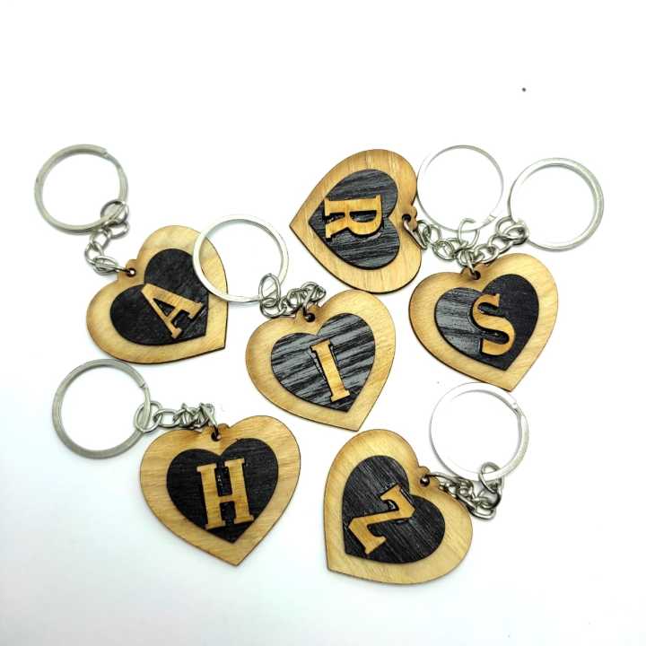 Alphabet%20Letter%20Keychain%20-%20Wooden%20Keychain%20with%20Personalized%20Initials%20-%20Image%206