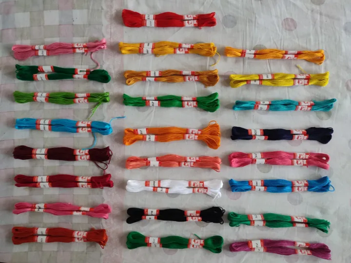 Embroidery%20Threads%20-%2025%20Colors%20x%202,%2050%20threds%20pack%20-%20Image%202