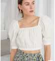 Women’s White Square Neck Puff Sleeve Crop Top – Elegant Short Sleeve Blouse. 