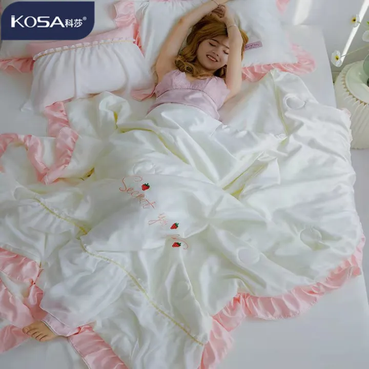 Kosa%20Summer%20Princess%20Style%20Ice%20Silk%20Four-Piece%20Set%20Silky%20Sleep%20Naked%20Tencel%20Sheets%20Quilt%20Cover%20Lace%20Bedding%20-%20Image%208