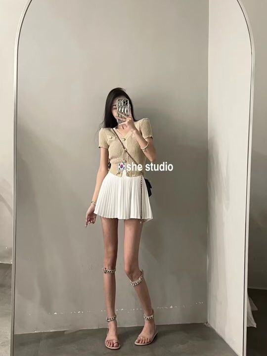 2023Summer%20New%20Korean%20Style%20Fashion%20Single-Breasted%20Pure%20Desire%20Style%20Knitted%20Top%20Women's%20Sweet%20High%20Waist%20Pleated%20Skirt%20Suit%20-%20Image%202