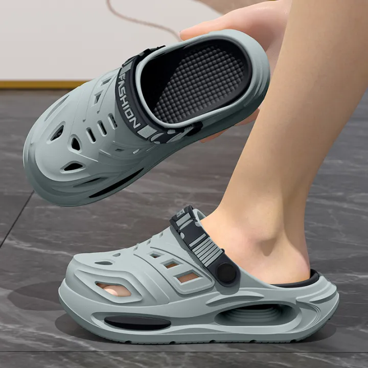 Thick-Soled%20Clog%20Shoes%20for%20Men,%20Summer%20Outdoor%20Closed-Toe%20Slippers,%20Sports%20Sandals,%20Non-Slip%20Beach%20Slippers%20with%20Cushioning,%20Outdoor%20Wear%20-%20Image%207