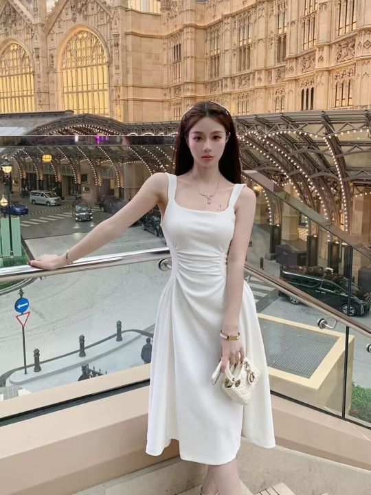 Tea%20Break%20French%20Style%20Zhao%20Lusi%20Star%20Same%20Evening%20Dress%202024%20Summer%20New%20Slim%20Fit%20Braces%20in%20White%20Dress%20-%20Image%202