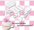 100 Piece Cake Decorator Decoration Set DIY Cupcake Making Mould Decorating Frosting Icing Storage Box Cooking Tool. 