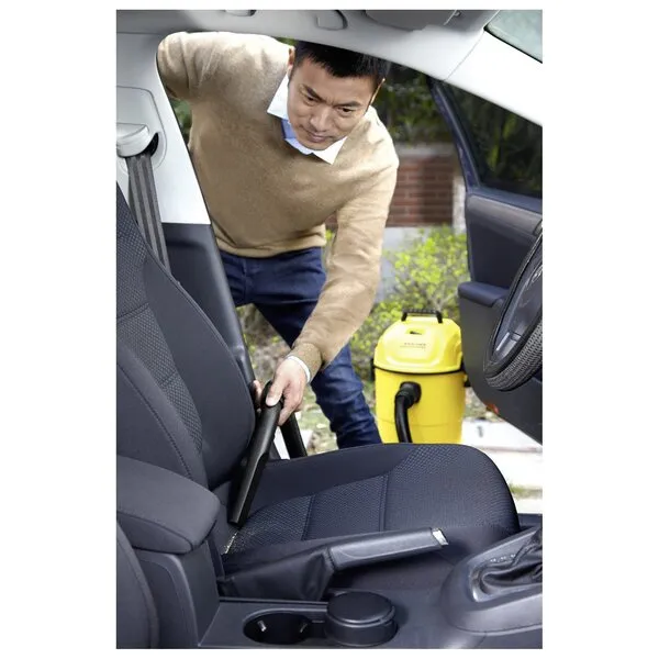 Karcher%20Wet%20&%20Dry%20Vacuum%20Cleaner%20-%20WD-1%20-%20Image%206