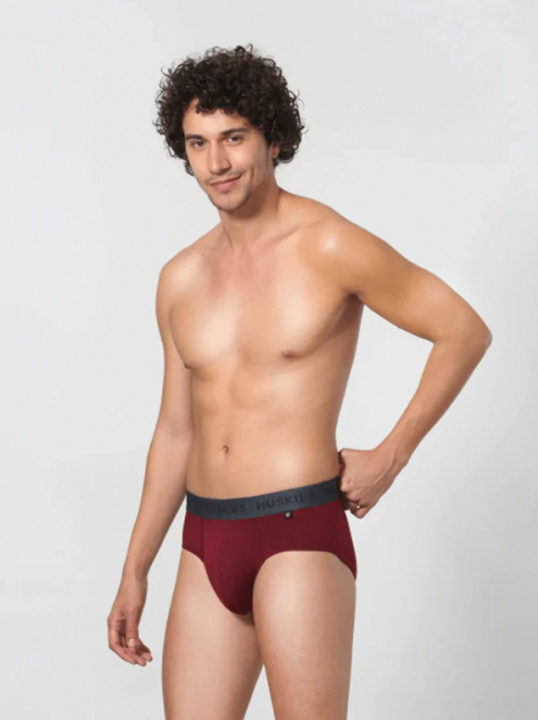 Huskies%20Men%E2%80%99s%20Luxury%20Modal%20Briefs%20%E2%80%93%20Ultra%20Soft,%20Breathable%20&%20Stretch%20Comfort%20Underwear%20-%20Image%204