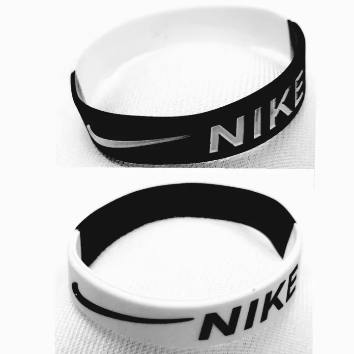 Black%20&%20White%20Mix%20Color%20Free%20Size%20Stretchable%20Silicone%20Wristband%20Bracelet%20For%20Men%20Events%20Party%20Sports%20&%20Daily%20Wear%20-%20Image%202
