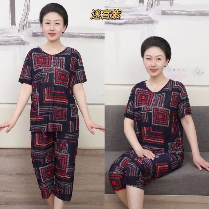 Summer%20New%20Loose%20Mom%20Wear%20Short%20Sleeve%20Leisure%20Extra%20Large%20Oversized%20Middle-Aged%20and%20Elderly%20Grandma's%20Suit%20Imitation%20Ice%20Silk%20Two-Piece%20Suit%20-%20Image%208