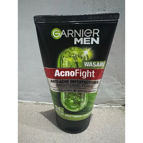 Men%20AcnoFight%20Wasabi%20Brightening%20Foam%20Facial%20Cleanser%20Gar-nier%20100ml%20ina%20pakistan%20-%20Image%202