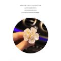 Fragrant High-End Aromatherapy Fashion Air Outlet Suitable for Car Fragrance Exquisite Five Petal Flower Fragrance in Floats. 