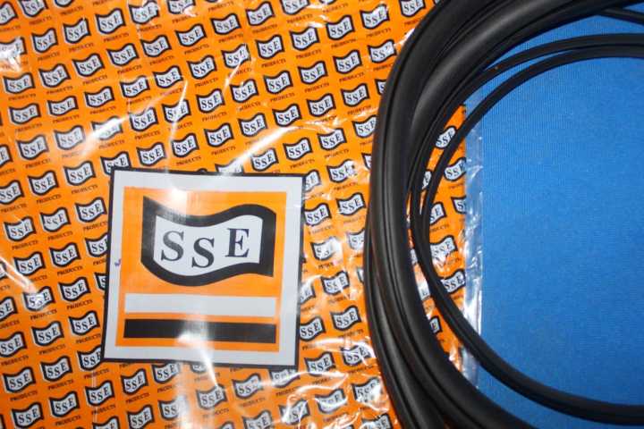 Three%20wheel%20spare%20parts(Three%20wheel%20rear%20%20rubber%20beading)%20-%20Image%206