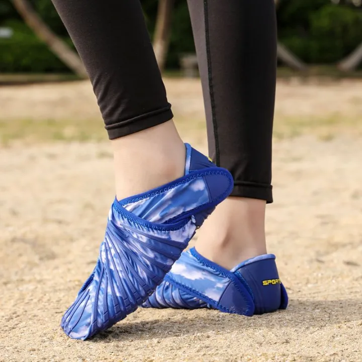 Indoor%20Sports%20Shoes%20Men%20and%20Women%20Treadmill%20Mute%20Fitness%20Shoes%20Skipping%20Rope%20Yoga%20Training%20Portable%20Wrapped%20Bat%20Shoes%20-%20Image%206