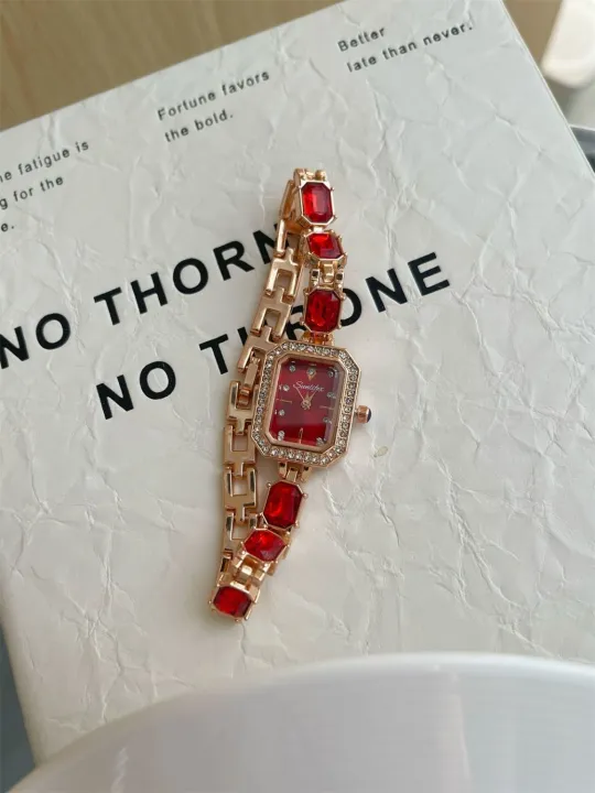 %E3%80%90High-quality%E3%80%91unlifex%20Chanel%20Style%20Square%20Diamond%20Watch%20for%20Women,%20Gold%20Cube%20Chain,%20Vintage%20Exquisite%20Watch%20-%20Image%204