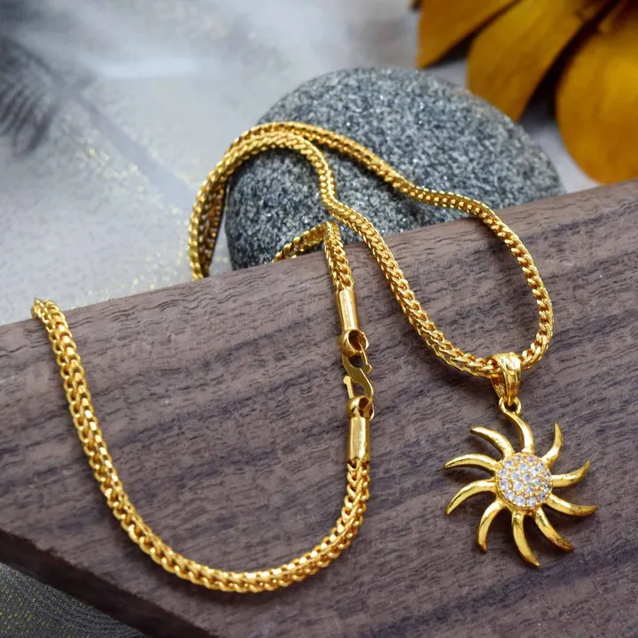 Gold%20Plated%2018/24%20Inch%202.5mm%20Singapore%20square%20fox%20chain%20with%20Sun%20Pendant%20chain%20for%20women%20-%20Image%202