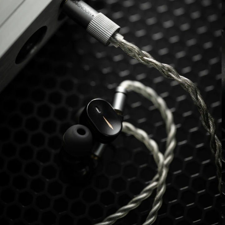 MOONDROP%20CHU%20lII%20chu3%20High%20Performance%20Dynamic%20Driver%20IEMs%20Interchangeable%20Cable%20in-Ear%20Headphone%200.78mm%202pin%20Detachable%20-%20Image%204