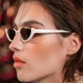 Fashion Retro sunglasses Unique frames UV400 Vintage shades Half frame sunglasses Women Luxury designer eye sunglasses for Outdoor activities Beach attire Fashion shows Vacation sunglasses wear. 