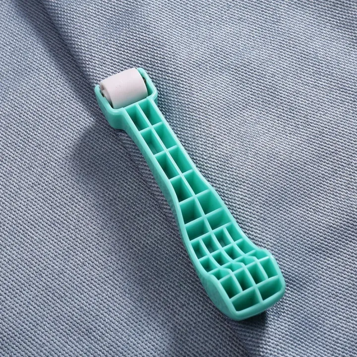 Practical%20Sewing%20Roller%20Ergonomic%20Handle%20Plastic%20Roller%20/%20Professional%20Sewing%20Quilting%20Tools%20For%20Home%20Decorations%20-%20Image%207