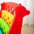 Cute Book Shelf (Giraffe). 