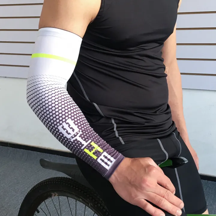 Arm%20Sleeves%20for%20Outdoor%20Activities%20Uv%20Protection%20Cooling%20Arm%20Sleeves%20for%20Outdoor%20Sports%20Breathable%20Tattoo%20Cover%20Sleeve%20for%20Men%20Women%20Ideal%20for%20Basketball%20Golf%20Running%20Compression%20Arm%20Sleeves%20-%20Image%203