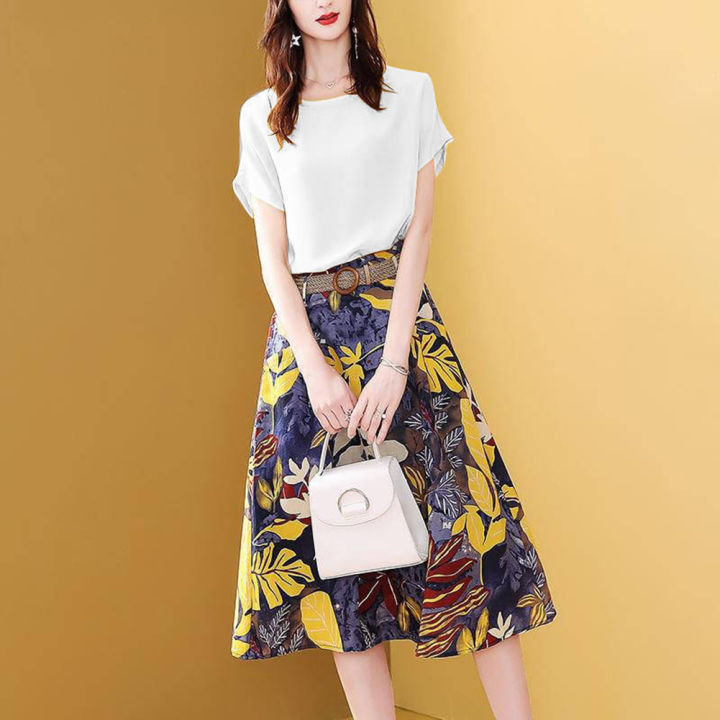 Yfashion%202%20Pcs%20Women%20Skirt%20Suit%20Round%20Neck%20Short%20Sleeve%20T-shirt%20High%20Waist%20Floral%20Skirt%20Leisure%20Clothing%20Set%20color%20-%20Image%203