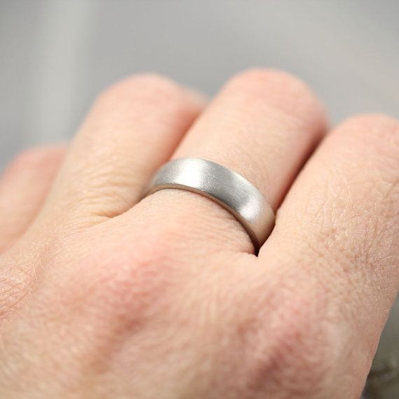 Stainless%20Steel%20Ring%20for%20Men%20Simple%20Love%20Openwork%20Rings%20Vintage%20Finger%20Rings%20Circle%20Silver%20Colour%20Ring%20-%20Image%203