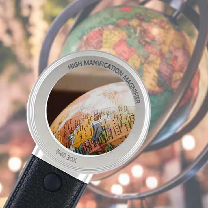 30X%20Magnifying%20Glass,%20Handheld%20Magnifier%203%20LEDs%201%20UV%20Ergonomic%20Handle%20for%20Book%20Reading%20-%20Image%206