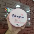 Johnsons 24 Hour Moisture Soft  Cream 200ml. 